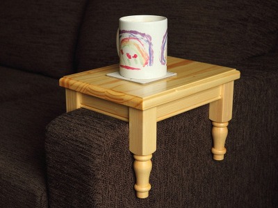 Click to see a larger picture of Computer desk